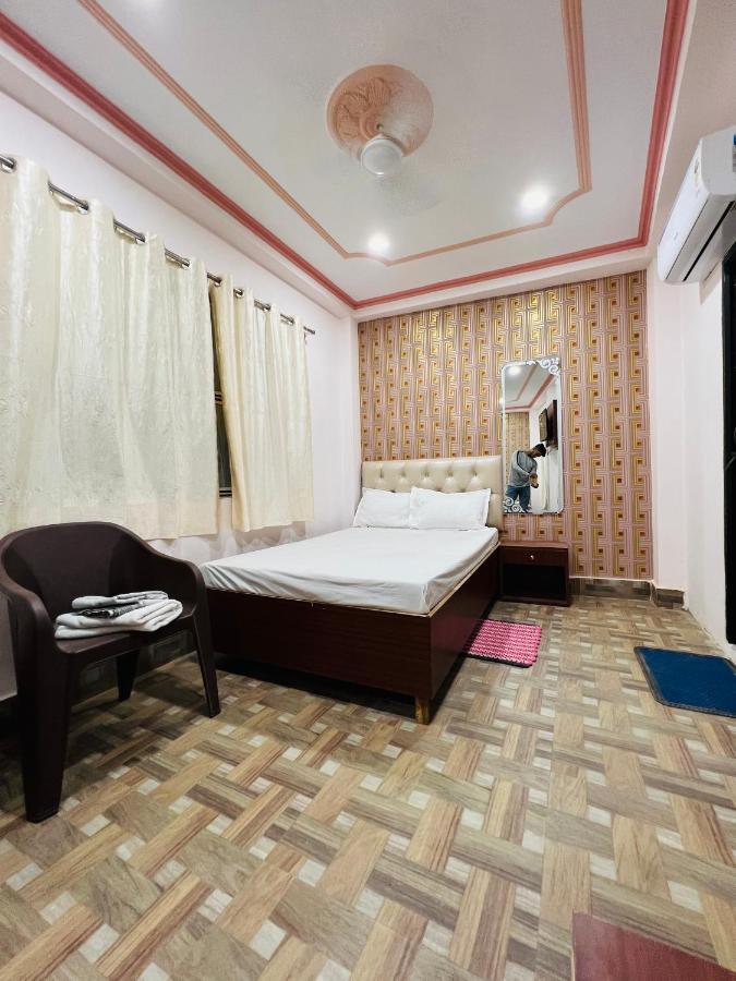 The Bella Guesthouse Varanasi Exterior foto