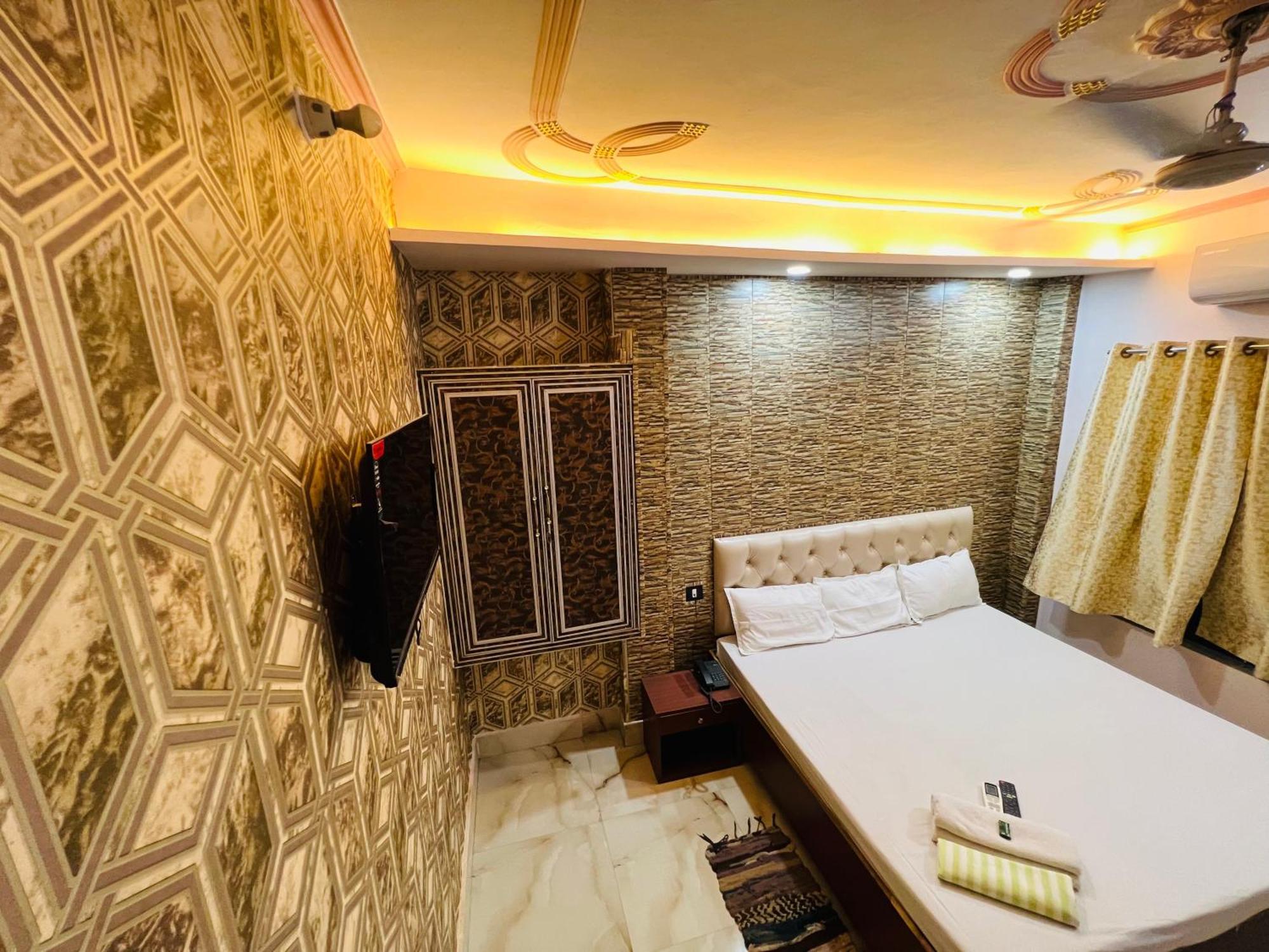 The Bella Guesthouse Varanasi Exterior foto